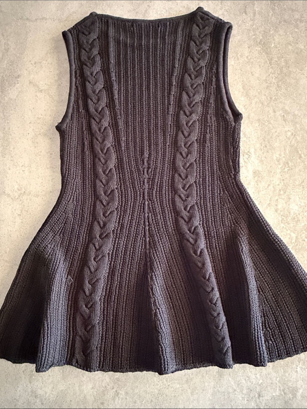 Active USA Cable Knit Sleeveless Peplem Top - Picture 10 of 10